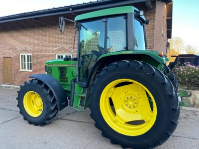 John Deere 6300