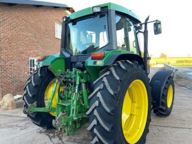 John Deere 6300