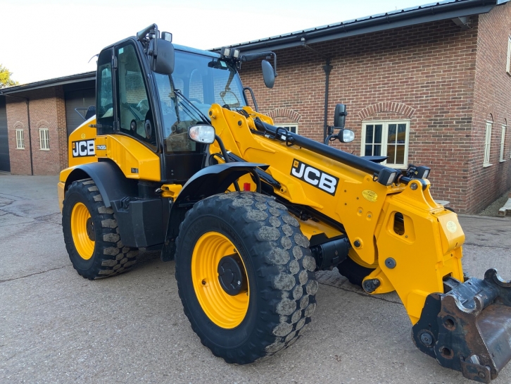 JCB 320S