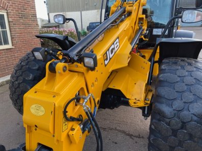JCB 320S