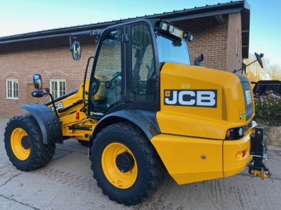 JCB 320S
