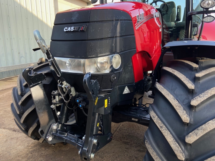 Case CVX 240
