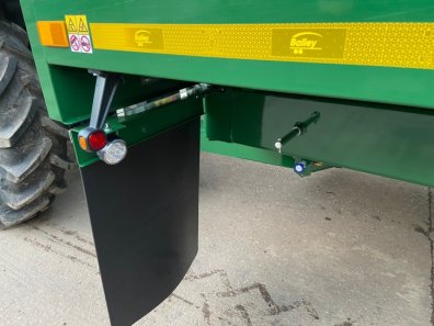 Bailey 14 ton Root trailer