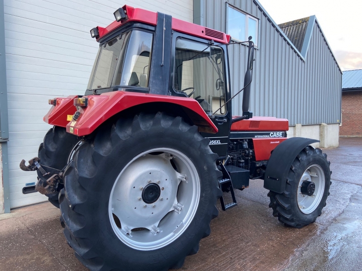 Case 956XL