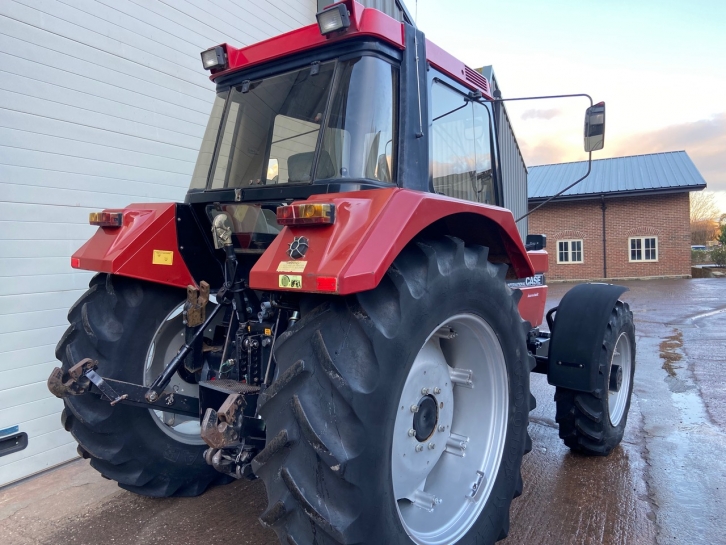 Case 956XL