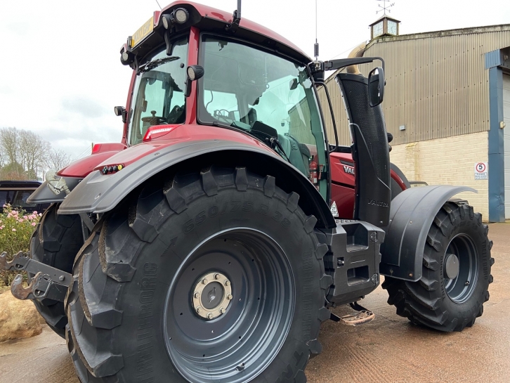 Valtra T214 Direct Unlimited