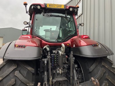 Valtra T214 Direct Unlimited