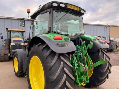 John Deere 6130R
