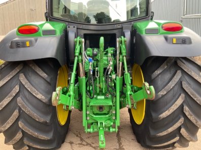 John Deere 6130R