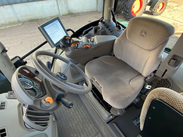 John Deere 6155R Ultimate