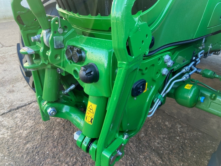 John Deere 6155R Ultimate