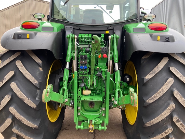 John Deere 6155R