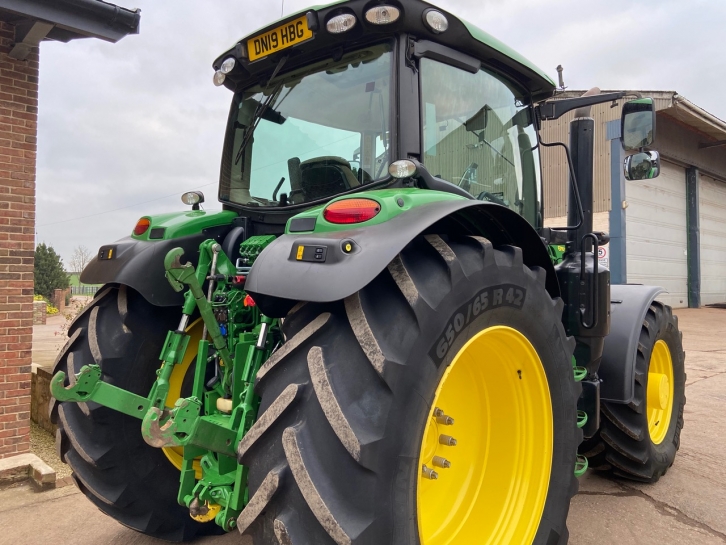 John Deere 6155R