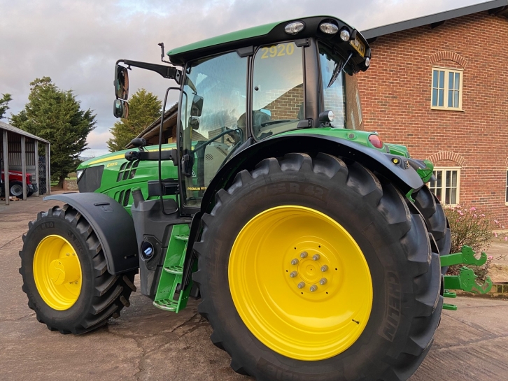 John Deere 6155R