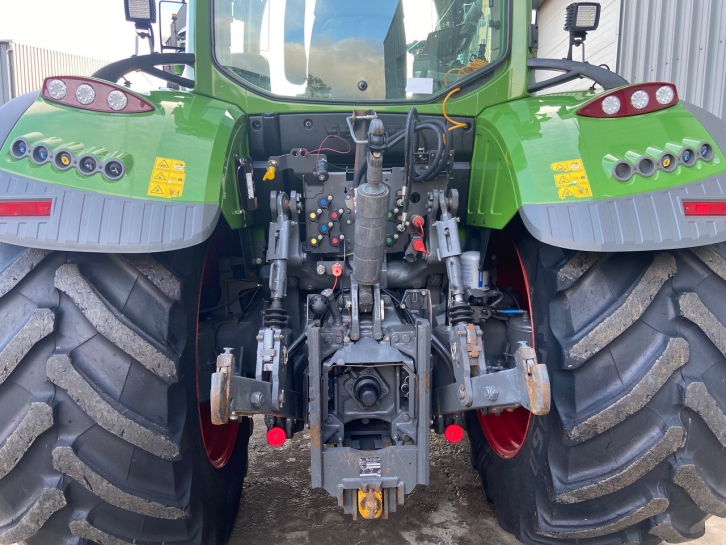 Fendt 724 Profi-Plus