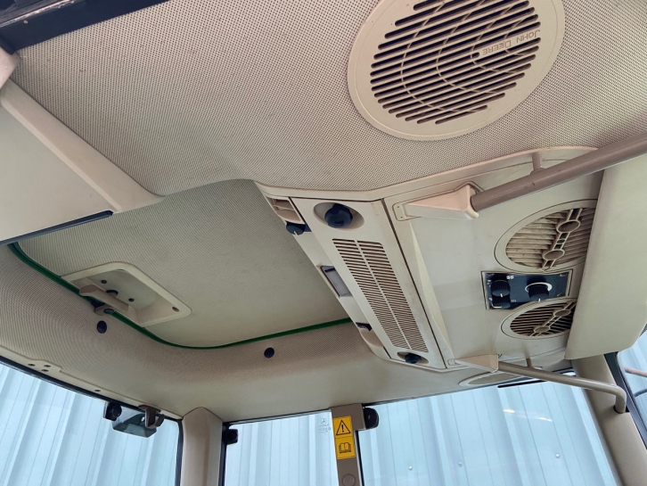 John Deere 6620SE