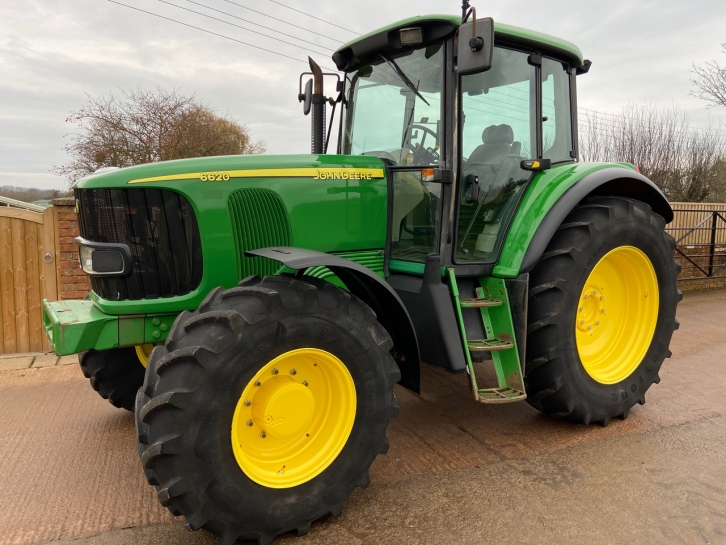 John Deere 6620SE