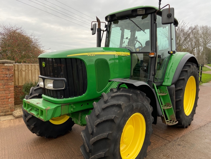 John Deere 6620SE