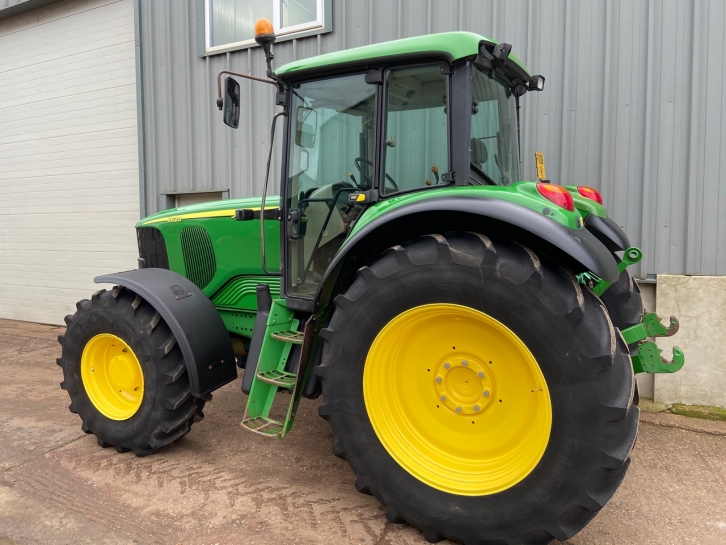 John Deere 6620SE
