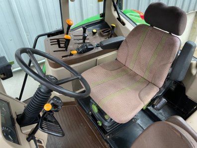 John Deere 6620SE