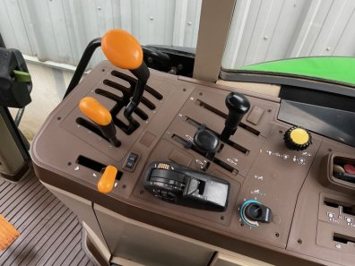 John Deere 6620SE