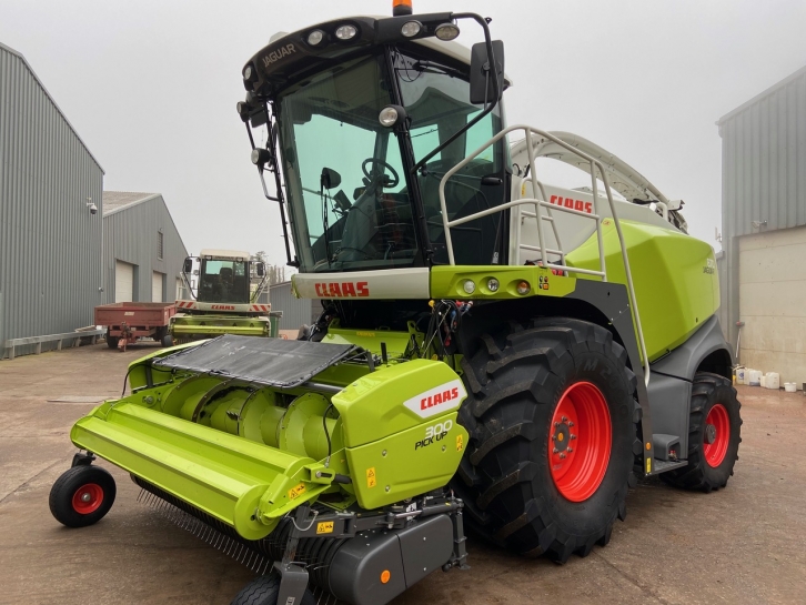 Claas Jaguar 870