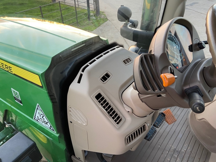 John Deere 6155R