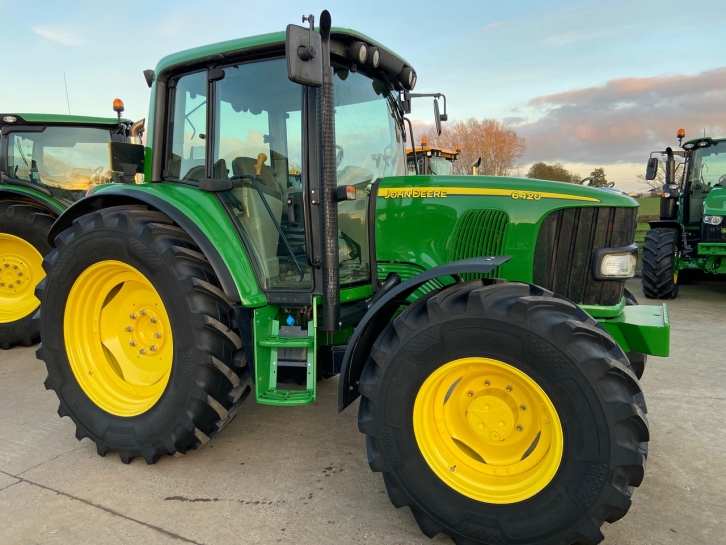 John Deere 6420