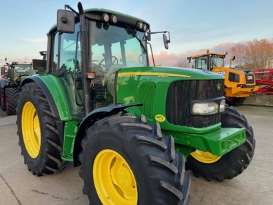 John Deere 6420