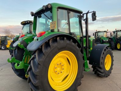 John Deere 6420