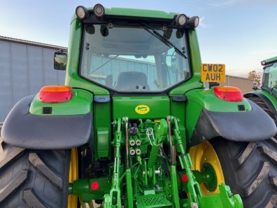 John Deere 6420