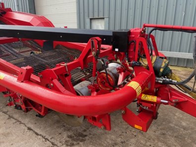Grimme GT170S Potato harvester