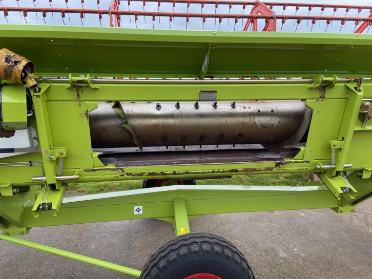 Claas Lexion 570C combine