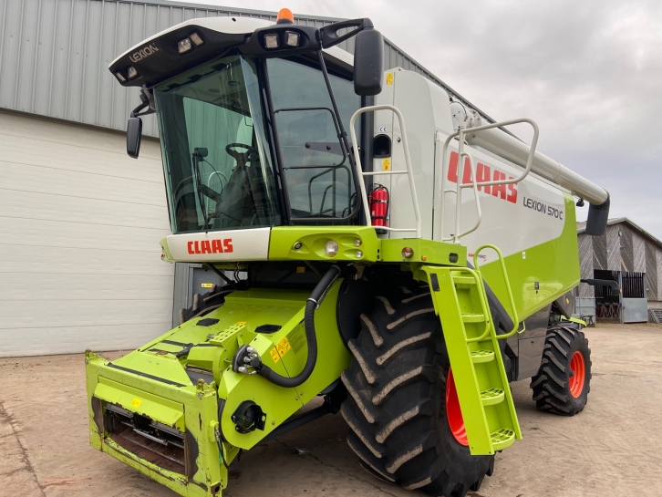 Claas Lexion 570C combine