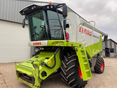 Claas Lexion 570C combine