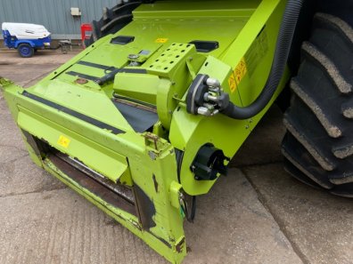 Claas Lexion 570C combine