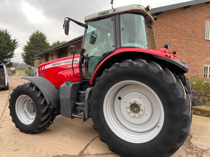 Massey Ferguson 6495