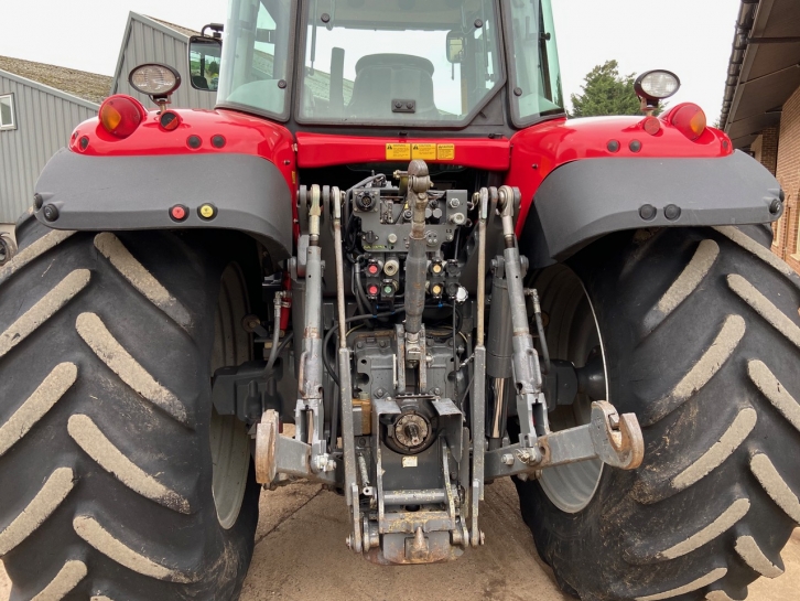 Massey Ferguson 6495