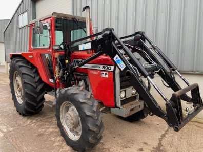 Massey Ferguson 590