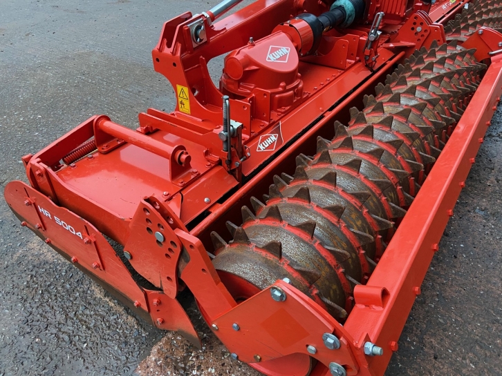 Kuhn HR 5004 power harrow