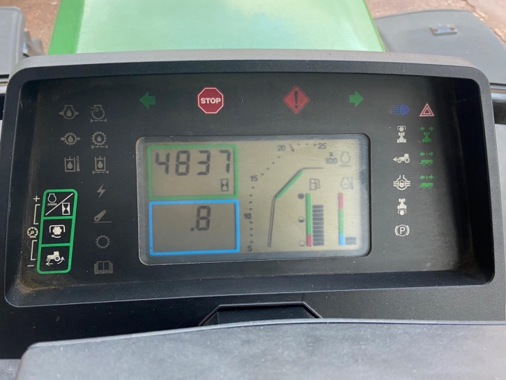John Deere 7710