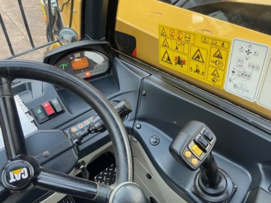 CAT TH406C