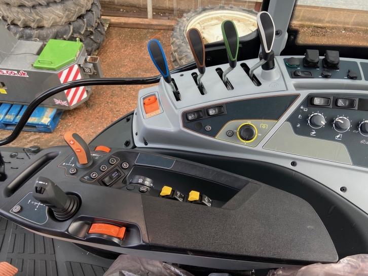 Valtra T194 Active