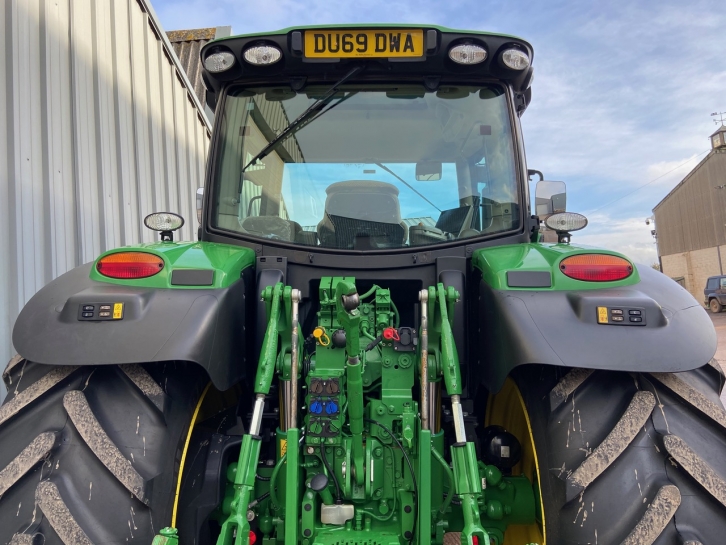 John Deere 6155R