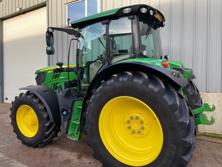 John Deere 6155R