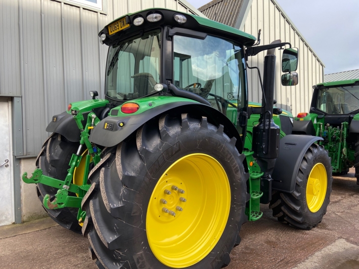 John Deere 6155R