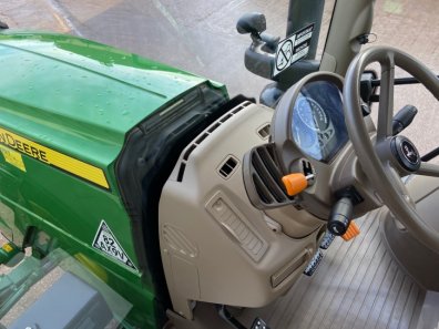John Deere 6155R