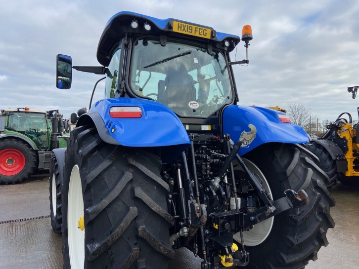 New Holland T7.245