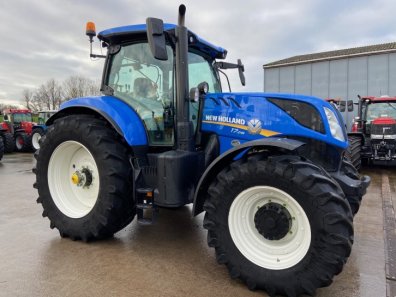 New Holland T7.245