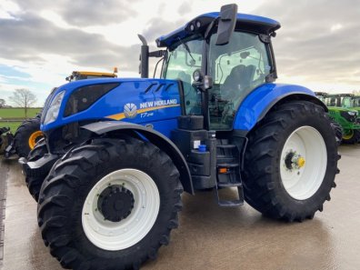 New Holland T7.245